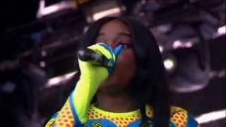 Azealia Banks  212 Live  at T in The Park 2013 [upl. by Arrik]