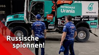 Russische spionnen’ liggen op de loer tijdens voorbereiding Team de Rooy op Dakar Rally [upl. by Oirram26]