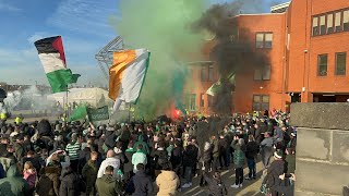 CRAZY SCENE  CELTIC TEAM BUS ARRIVING BEFORE THE CELTIC V MOTHERWELL GAME GREEN BRIDGE  BHOYS [upl. by Olaznog]