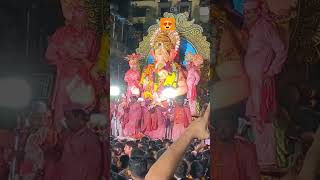 Lalbaugh cha raja welcome at girgaon chowpatty ganpatibappavlog lalbaughcharaja ganpativisarjan [upl. by Wendi307]