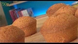 Recette de Gâteau sans beurre  750g [upl. by Enymsaj]