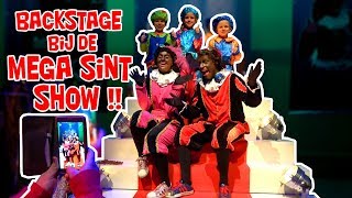 PREMIERE BIJ DE MEGA SINT SHOW  KOETLIFE VLOG 562 [upl. by Vogele572]