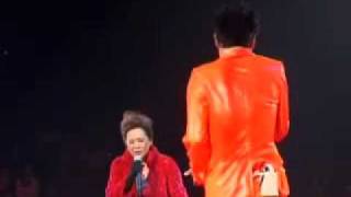 教我如何不愛他duet w葉德嫻live許志安2005第一回合演唱會非DVD版本 [upl. by Tobye]