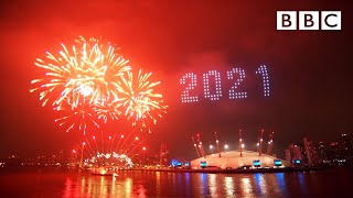 Londons 2021 fireworks 🎆 Happy New Year Live 🔴 BBC [upl. by Harcourt]