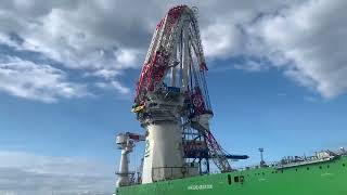 Accident with a Liebherr offshore crane in the port of Rostock [upl. by Ahsert]