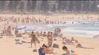 Temperatures continue to soar in Australia [upl. by Adnuhs849]