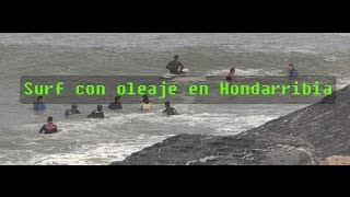 Surf Hondarribia y Hendaia con oleaje  Txingudi Online [upl. by Aileme]