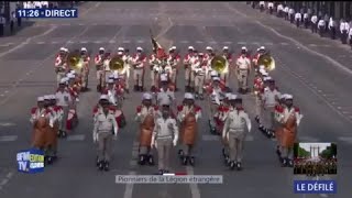 Défilé du 14 juillet  la légion étrangère descend à son tour les ChampsElysées [upl. by Bernice]