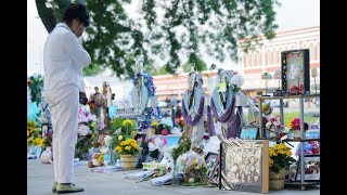 Candlelight vigil for Robb Elementary School victims survivors [upl. by Trudnak810]