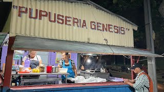 Las Pupusas de la madre de El Salvador [upl. by Farrel]