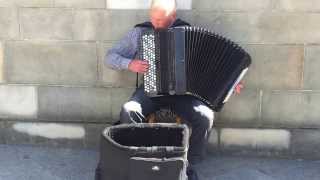 Niesamowity Akordeon na Rynku w KrakowiePiękne the Best Accordion in the World [upl. by Cornew]