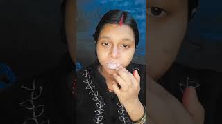 Lip plumping with the help of toothpaste 🥶viralhacks youtubeshorts [upl. by Tarah]