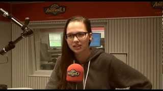 Stefanie Heinzmann im VideoInterview quotDrei Fragen anquot [upl. by Ertemed]