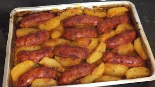 LINGUIÇA TOSCANA ASSADA NO FORNO COM BATATAS  fica macio e suculento [upl. by Pyszka]