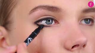 Classic Smokey Eyes 2 minutes  Applying smokey eye makeup with the pencil eyeliner [upl. by Sims694]