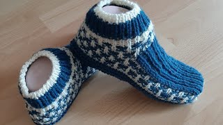 Hausschuhe Socken mit zwei Nadeln stricken [upl. by Droffats]