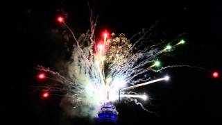 Año Nuevo 2015 Fuegos Artificiales Torre Entel [upl. by Alithia956]