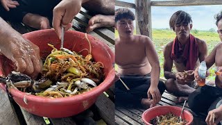 Green papaya salad with fresh fish [upl. by Imerej323]