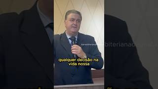 A oração nos conecta com uma sabedoria superior e nos ajuda a discernir o melhor para nossas vidas [upl. by Aisset]