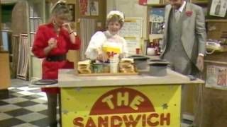 No 73 Series 5 Sandwich Quiz Montage TXN 1985 [upl. by Doughman]