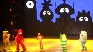 yo gabba gabba live 2013 dj lance video and party in my tummy song [upl. by Arbe]