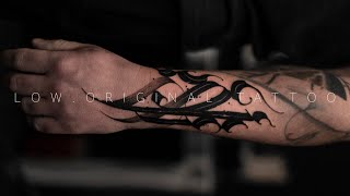 LOWORIGINAL Abstract Calligraphy tattoo work time lapse NYC Tattoo artist [upl. by Tove454]