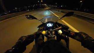 Kawasaki Ninja 500 vs Honda CBR500r Roll Race [upl. by Ellennahc795]