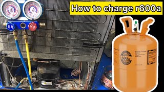 fridge mein gas dalne ka tarika r600 gas charging hindi amp urdu [upl. by Litnahc]