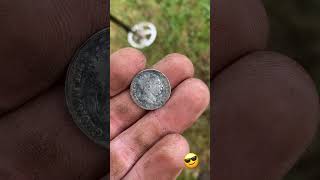 Silverrrrr…Metal detecting uk [upl. by Gnehc]