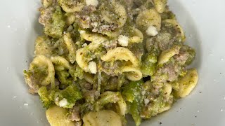 pasta con broccoli e salsiccia 😋 pasta with broccoli and sausage Italian food official 2023 [upl. by Gay]