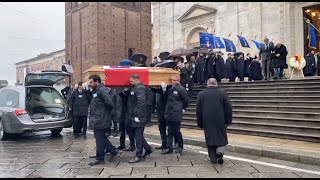 Funerali di Vittorio Emanuele lultimo saluto di Marina Doria [upl. by Eiruam564]