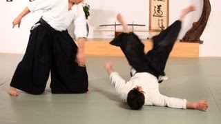 How to Do Tai Sabaki  Aikido Lessons [upl. by Hairahcez]