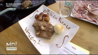 Recette  Bavette d’agneau au jus d’ail oignon confit [upl. by Yerggoeg612]