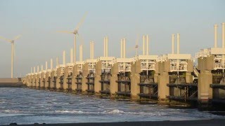 Stormvloedkering Oosterschelde [upl. by Leroj]