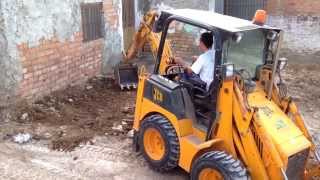 Miniexcavadora JCB 1CX [upl. by Wier]