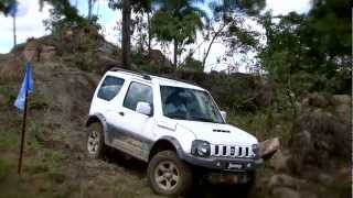 Suzuki Jimny 2013  Suzuki Veículos [upl. by Anibur298]