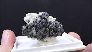 Minerales de Colección  Skutterudita Niquelina y Rammelsbergita  Cala  Huelva  España [upl. by Rene]