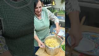 pasta e patate con provola [upl. by Nybbor]