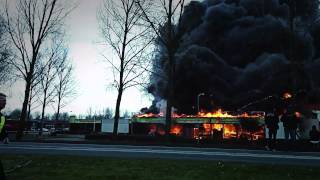 Grote brand Almere kringloopwinkel [upl. by Elleivap]