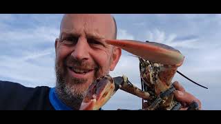 light fishing at Lowestoft south pier surprise surprise lobster is the prize [upl. by Bopp]