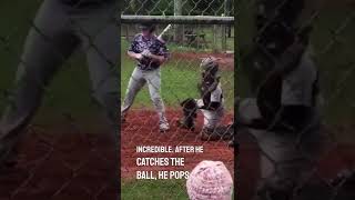 This catcher plays baseball with only one arm 😱👏 via tonyaustin10TW [upl. by Woody]