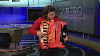 World champion recordholding accordion player drops by Nyberg [upl. by Direj]