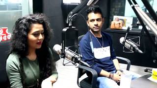 NEHA KAKKAR  YO YO HONEY SINGH IS DIFFERENT FROM OTHER MUSIC DIRECTORS BY RAAJ JONES [upl. by Paxton316]