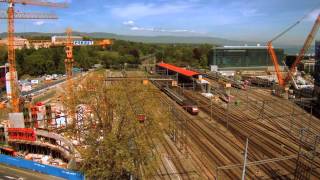 Construction de la passerelle de SécheronNations  Genève 3 mai3 juin 2012 [upl. by Duyne891]