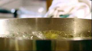 How to cook a pasta properly  Gordon Ramsay [upl. by Lorens]