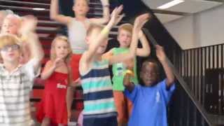 IETS  Lipdub Stichting H3O Kinderopvang Dordrecht  Bewegen is gezond [upl. by Yamauchi408]