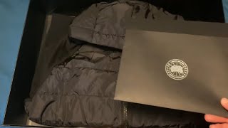 Canada Goose Hybridge Coat  4K Unboxing [upl. by Nomannic]