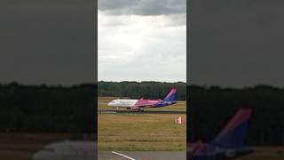 wizz air takeoff at Eindhoven [upl. by Einhorn]