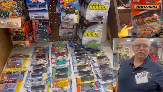 Hot Wheels Hunting Vlog Eps 2 We Found A MBX Chase At New York Albany Diecast Show [upl. by Goldsworthy]