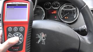 Autel MD802 Diagnose amp Reset Peugeot 308 ABS ASR ESP Fault Light Message [upl. by Acimat]